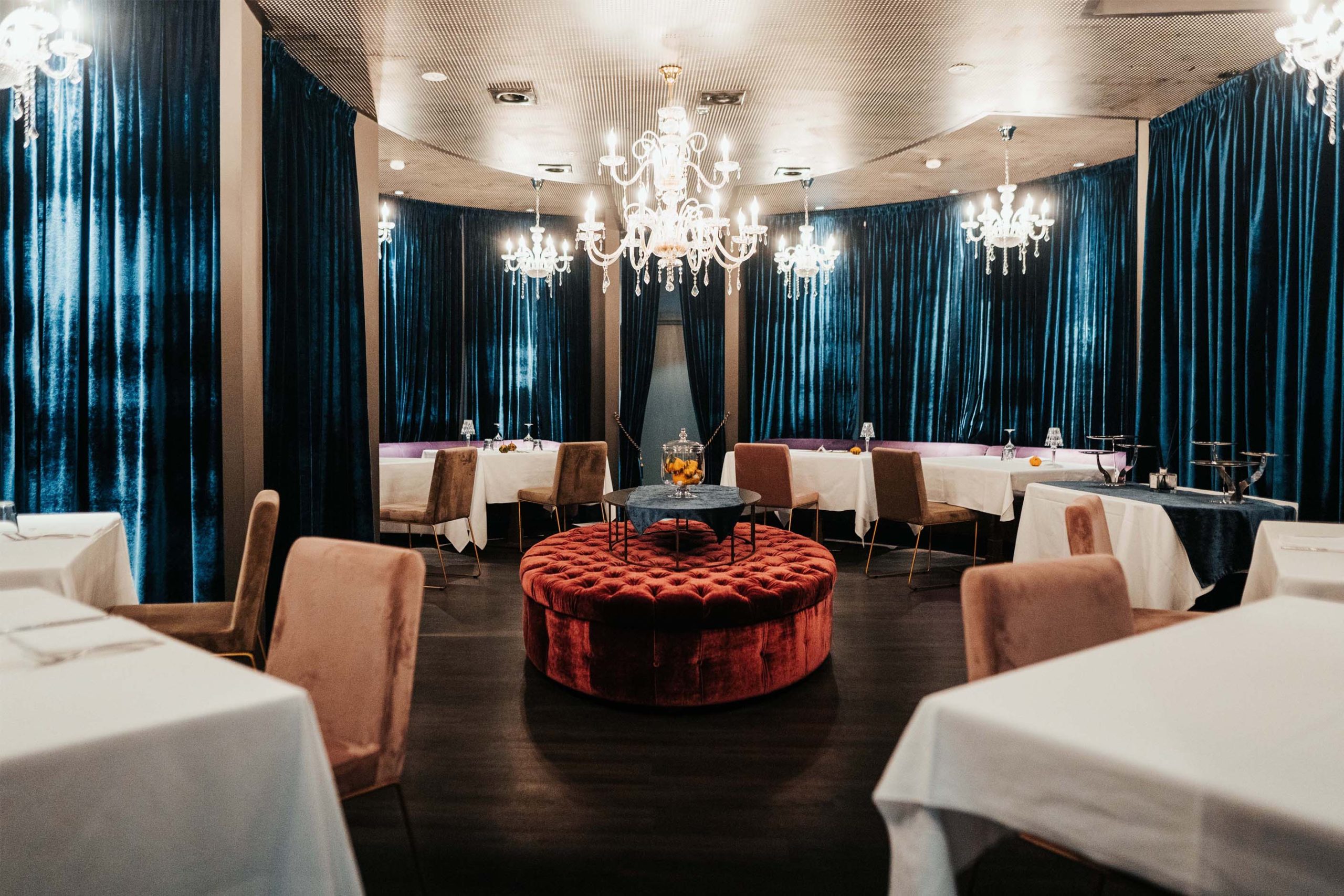 RISTORANTE THE PLACE EMOTIONAL GRAND MOTEL HOTEL BORGOMANERO NOVARA MEZZA PENSIONE