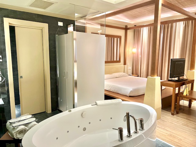 junior suite vasca idromassaggio hotel motel borgomanero