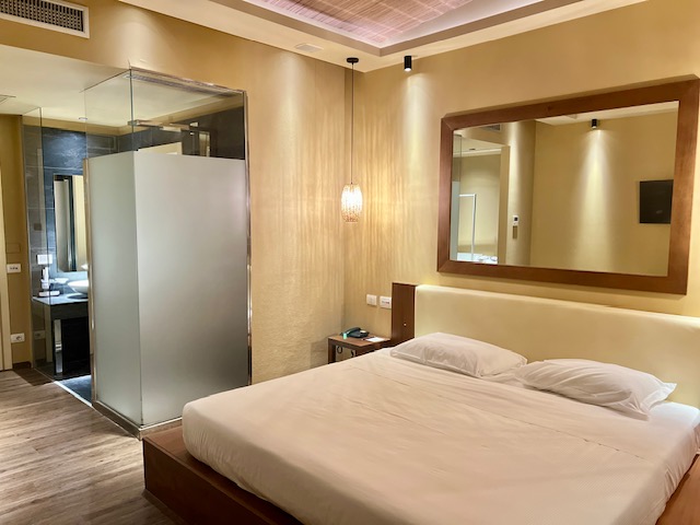 camera standard con doccia hotel motel borgomanero