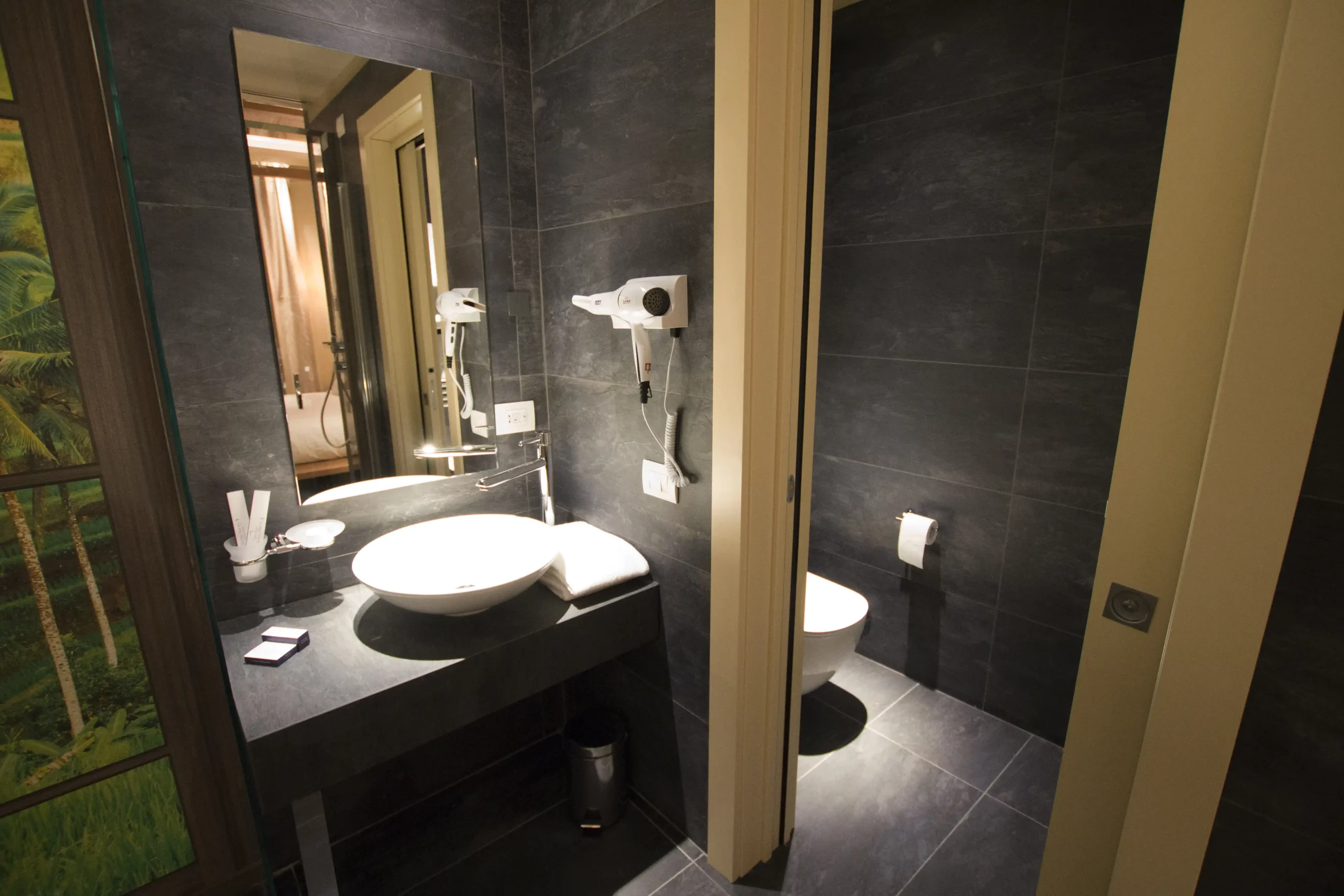 camera standard con doccia hotel motel borgomanero